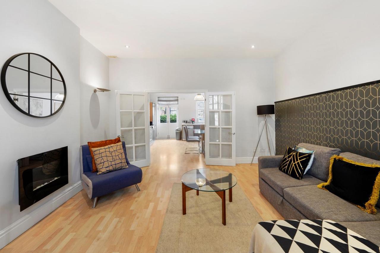 Pristine Stylish Townhouse On The Stray! - Sleeps 9 Villa Harrogate Eksteriør bilde